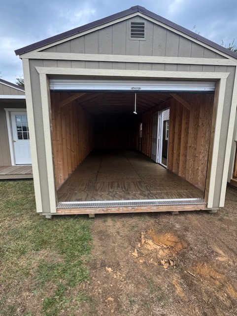 12 x 32 Garage – 4